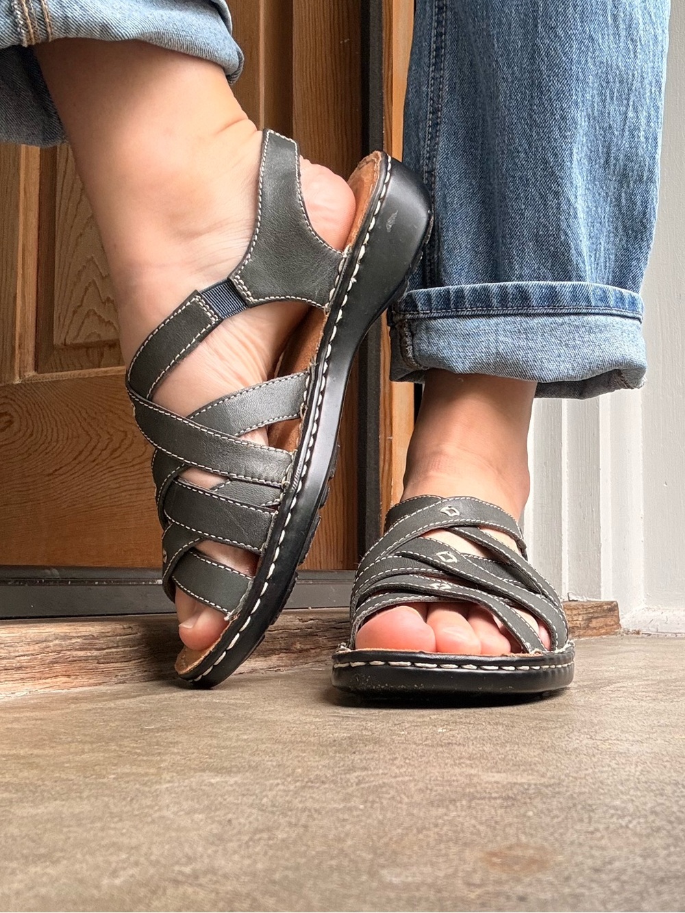 Naturalizer Sandals | Dark Gray | Genuine Leather | Size 8